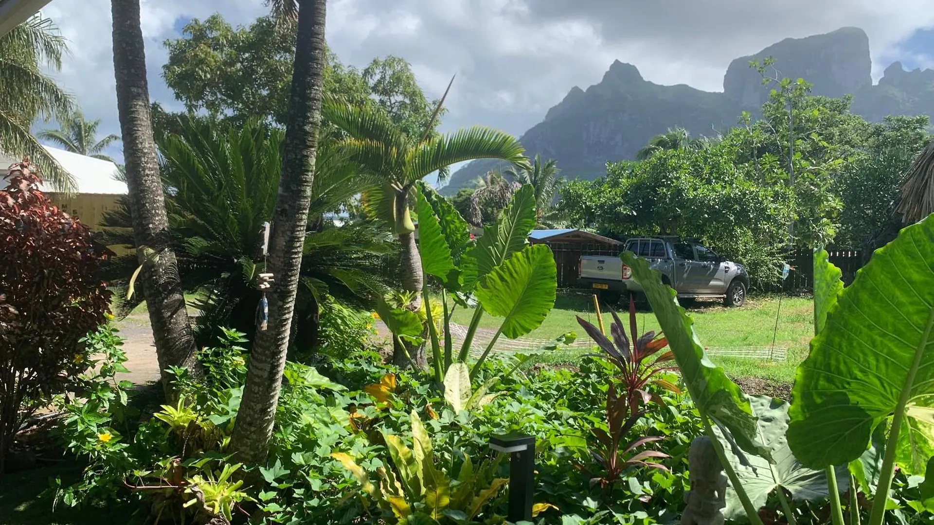 Tiki Ora Lodge - Tiki Bora Bora French Polynesia